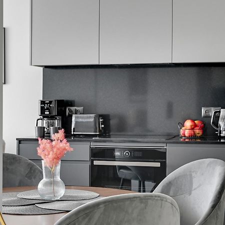 Scala 60K City Center Apartments With Parking By Lion Apartments Gdańsk Eksteriør bilde