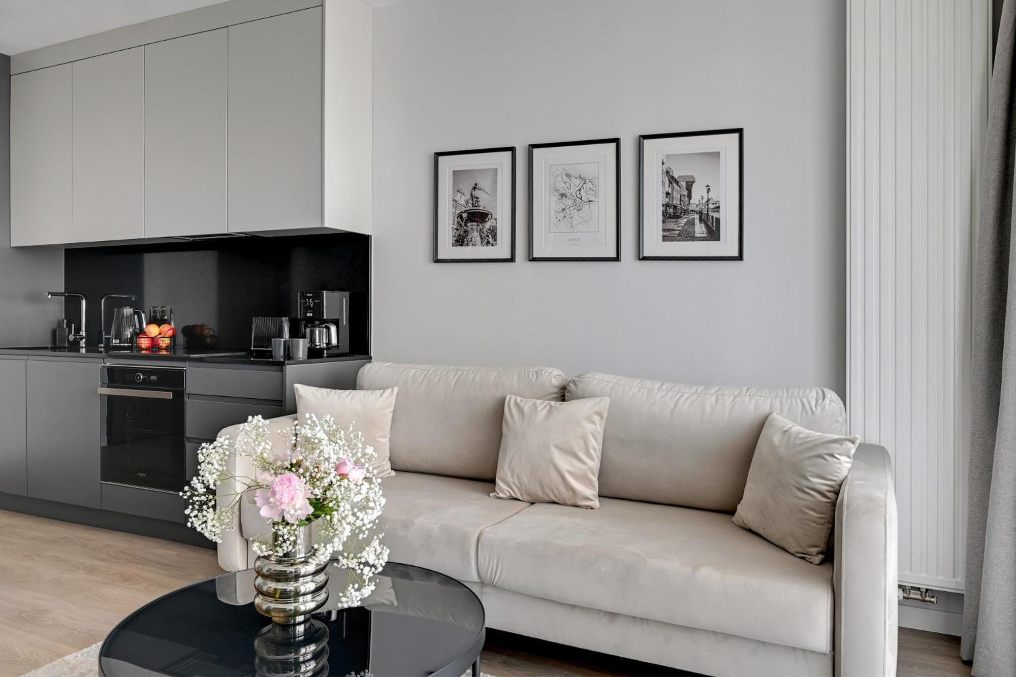 Scala 60K City Center Apartments With Parking By Lion Apartments Gdańsk Eksteriør bilde