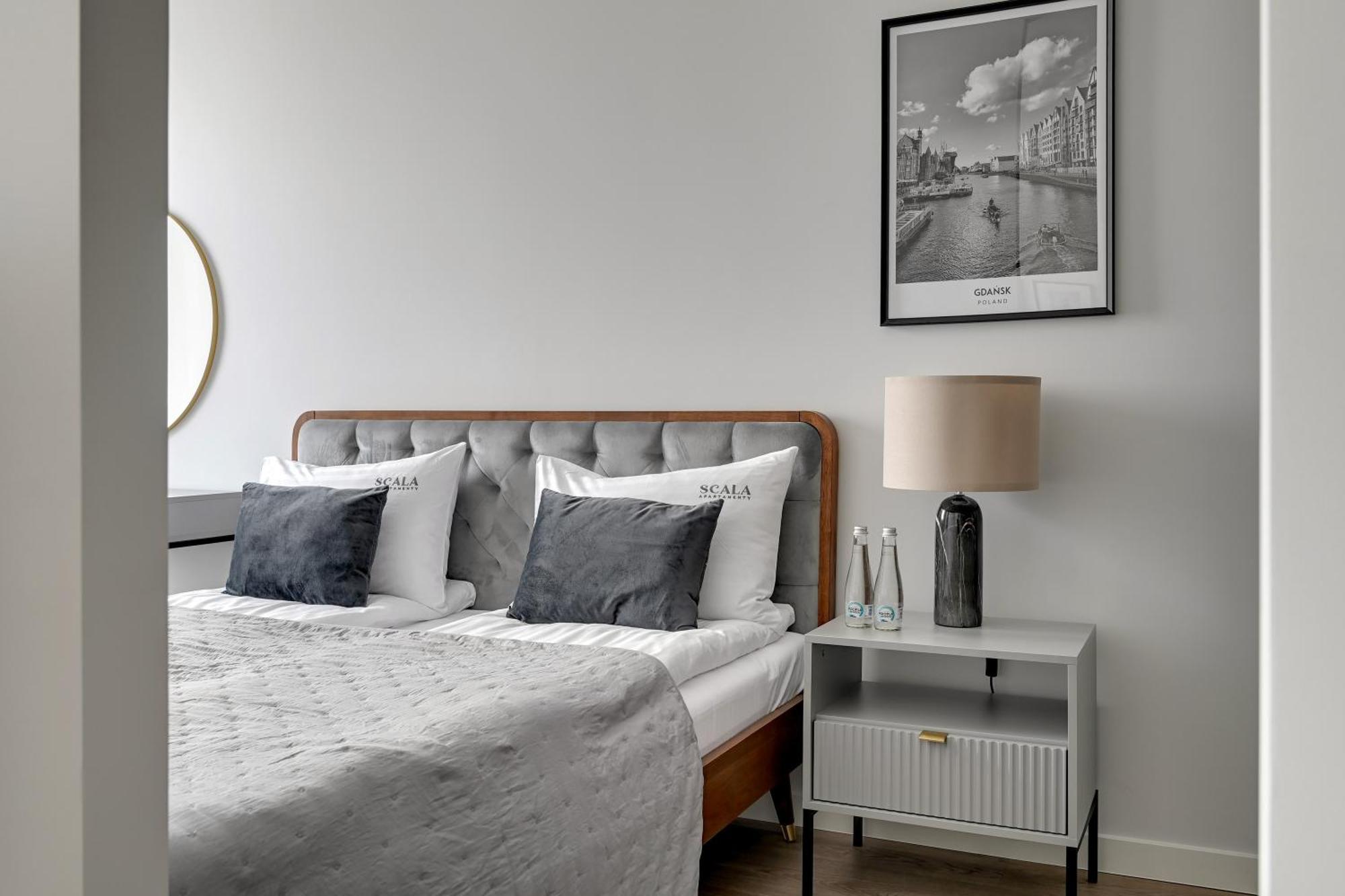Scala 60K City Center Apartments With Parking By Lion Apartments Gdańsk Eksteriør bilde